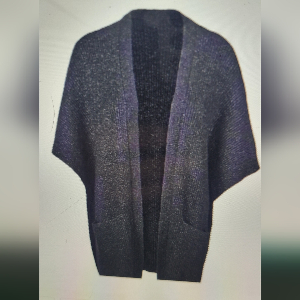 CAbi poncho, limited edition